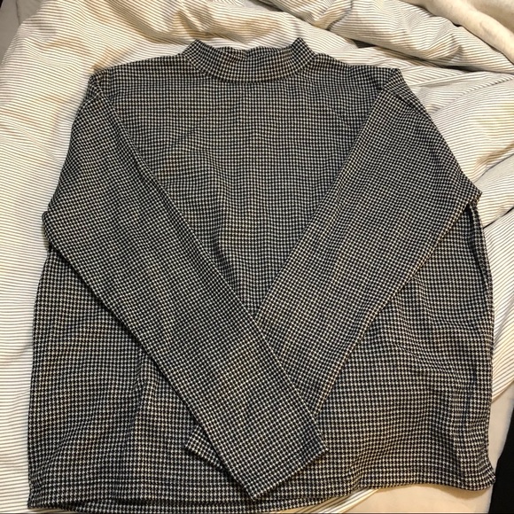 Cute shirt - Picture 1 of 1